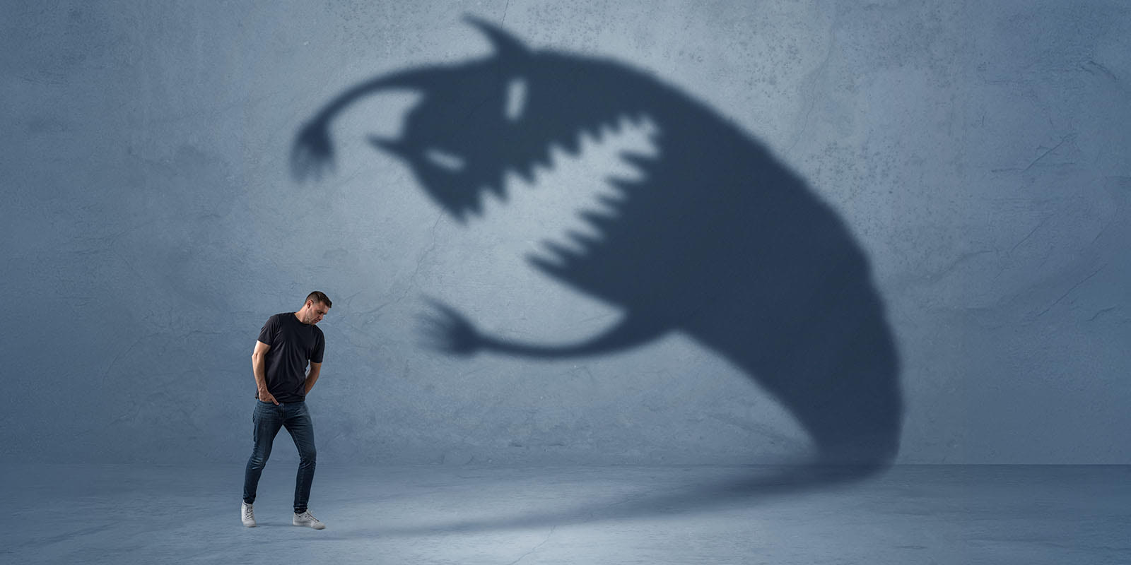 A geek haunted by his own shadow.